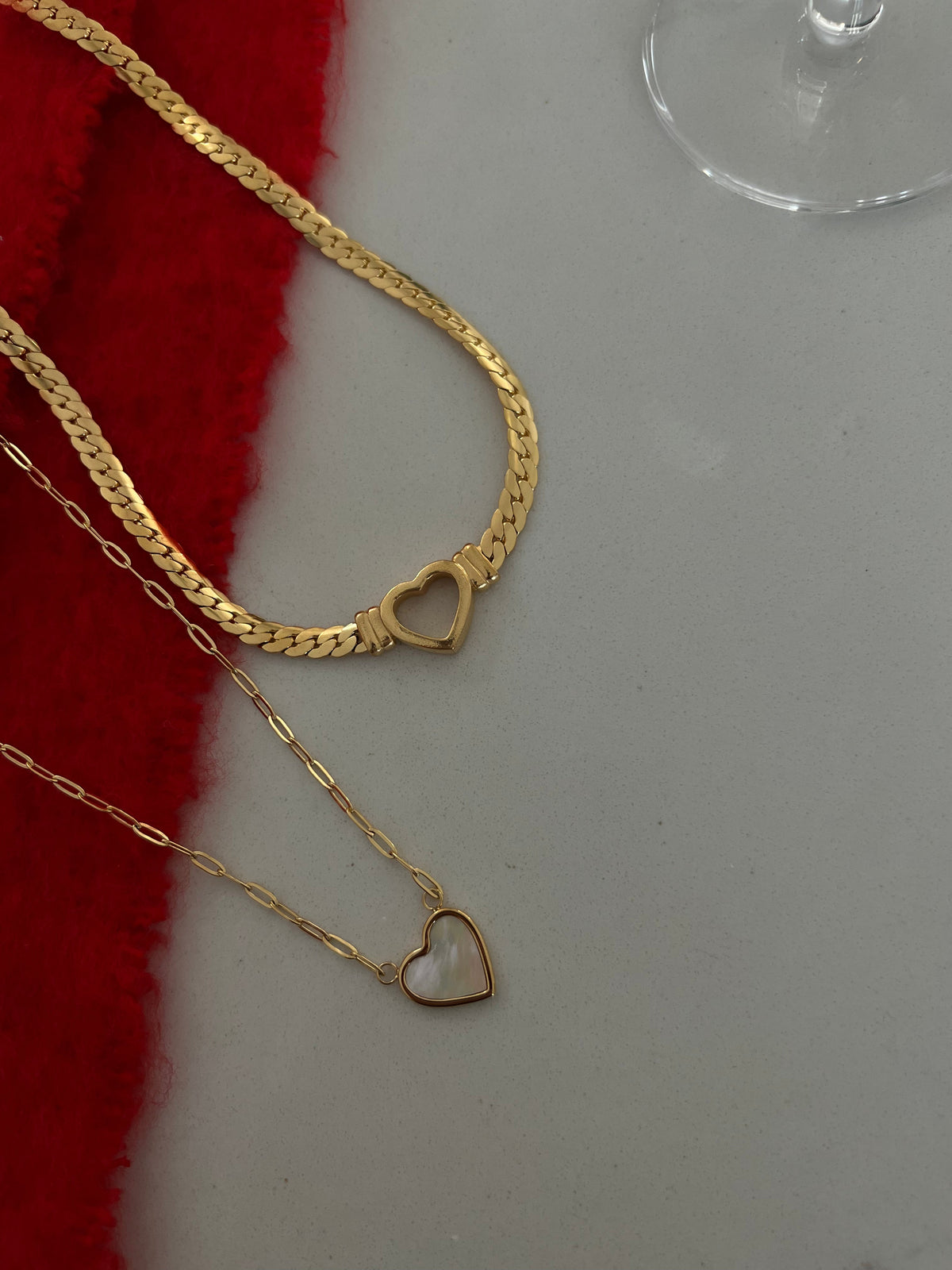 WHITE HEART NECKLACE