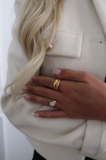 MISTY RING