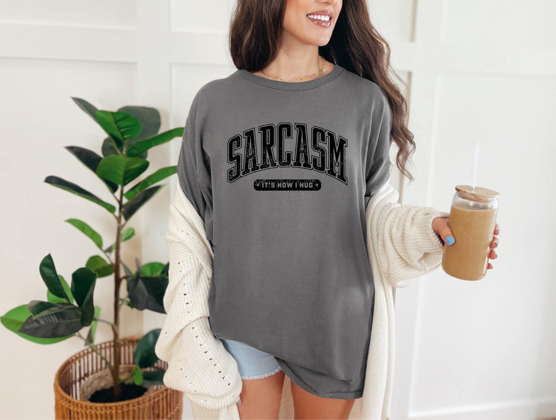 Wholesale It's how I hug Graphic Tee - Gildan Charcoal