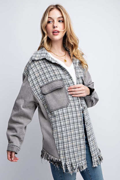 TWEED MIXED DENIM JACKET SHACKET WITH FRINGED HEM