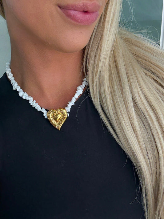CARLY NECKLACE