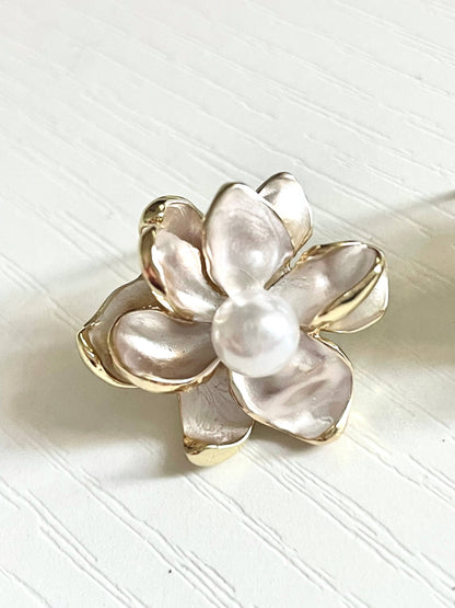 Louisiana Southern Magnolia Everyday Earrings