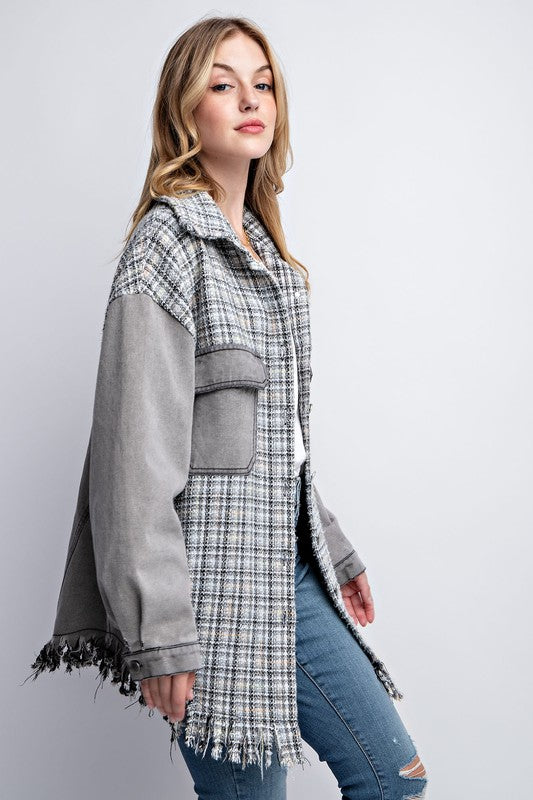 TWEED MIXED DENIM JACKET SHACKET WITH FRINGED HEM