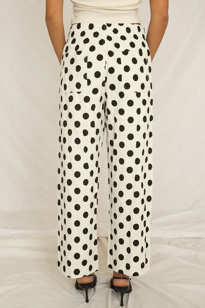 White Plus Size Polka Dot Print Patch Pocket Womens Shift Pants