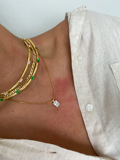 THE “SELENA” NECKLACE