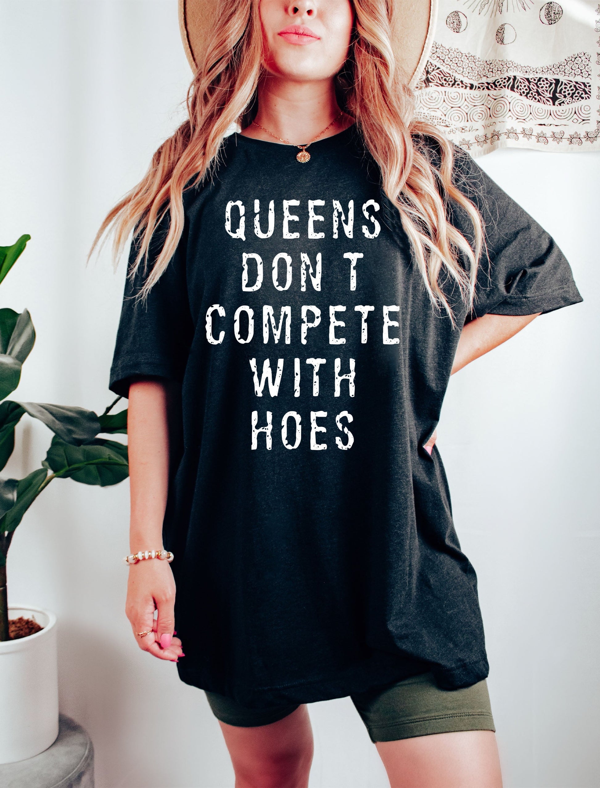Wholesale Queens Don't Compete with Hoes Graphic Tee - Black